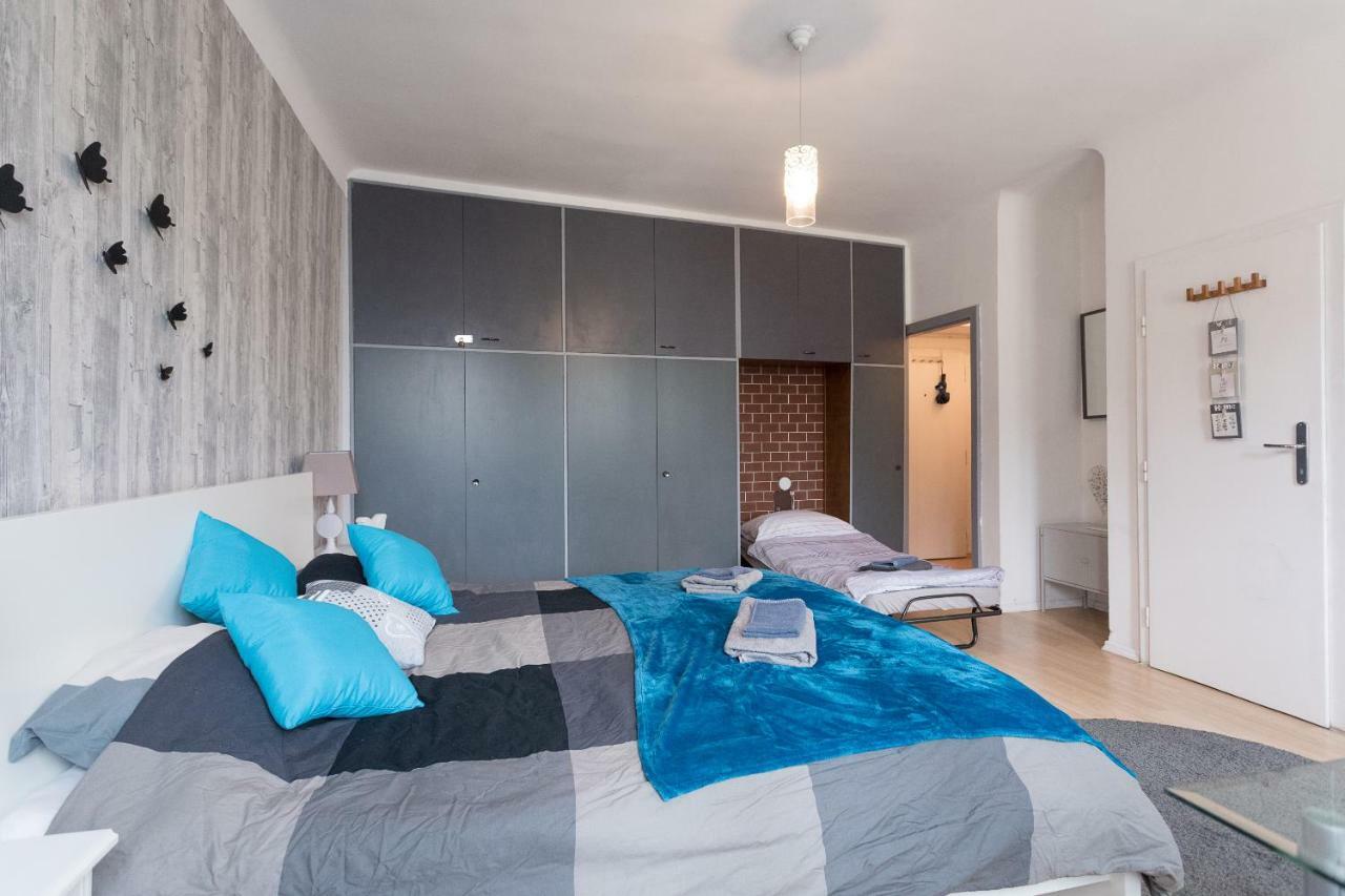 Cute Red Star Studio City Center Viena Exterior foto