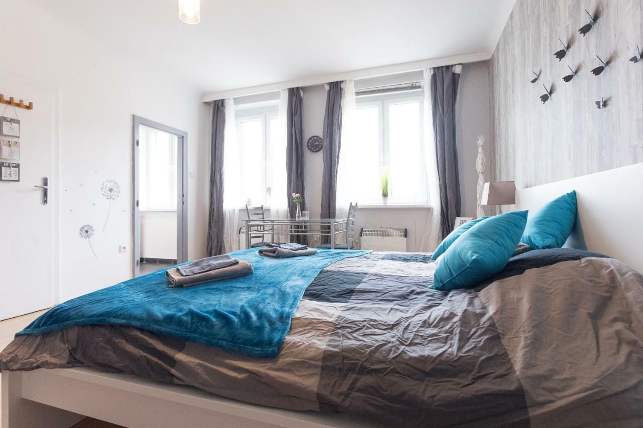 Cute Red Star Studio City Center Viena Exterior foto