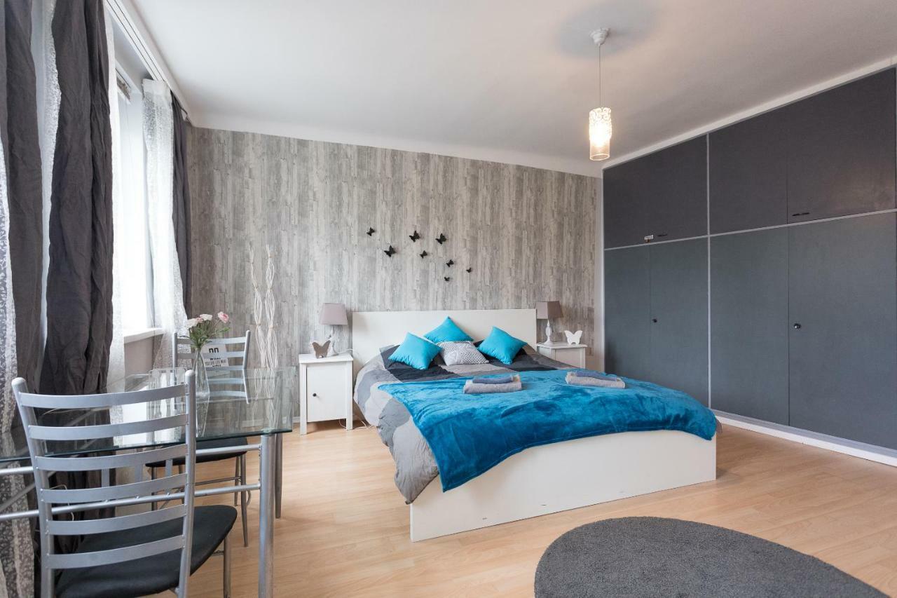 Cute Red Star Studio City Center Viena Exterior foto