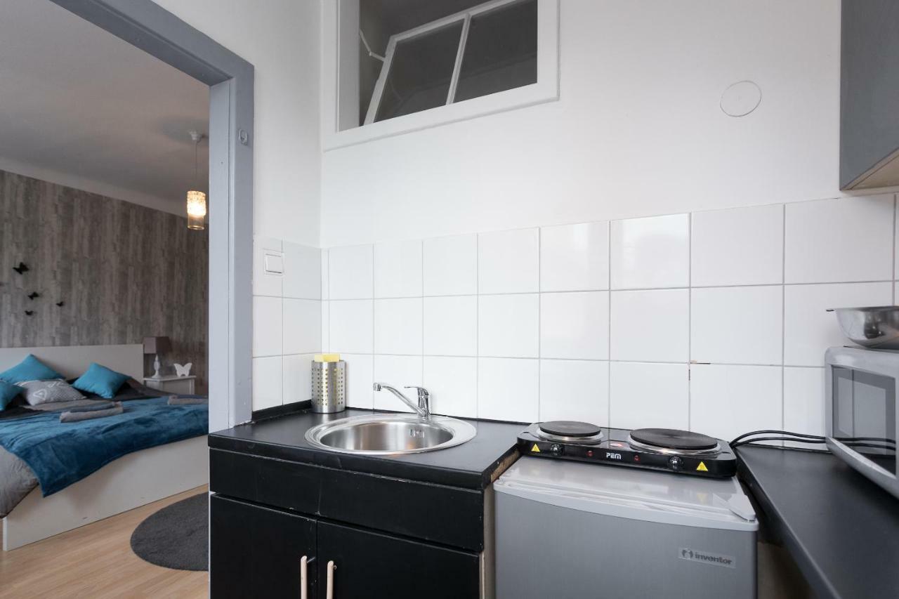 Cute Red Star Studio City Center Viena Exterior foto